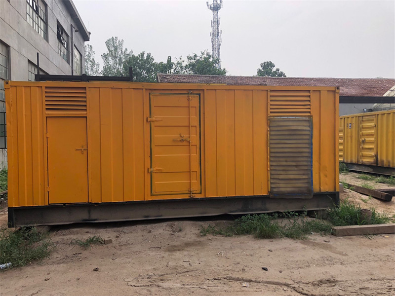 庄浪发电机出租进行负载测试时，电瓶电量不足的具体判断标准是什么？